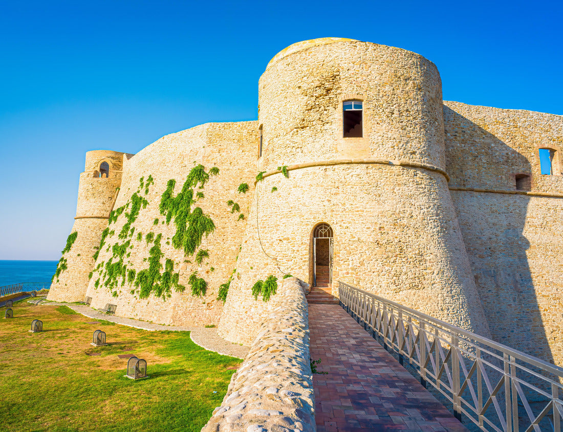 Noah Jigsaw Puzzle Castello Aragonese, Aragon Castle in Ortona, Trabocchi Coast, Abruzzo, Italy 1000 pieces