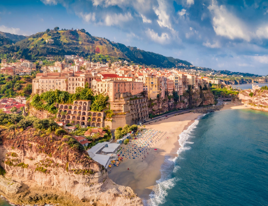 Noah Jigsaw Puzzle Magnificent morning city of Tropea city, Italy, Europe. Stunning summer scene of the east coast of Calabria 1000 pieces