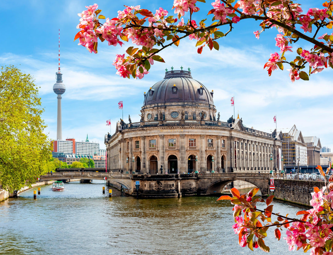 Noah Jigsaw Puzzle Museum Island in spring, Berlin, Germany 1000 pieces