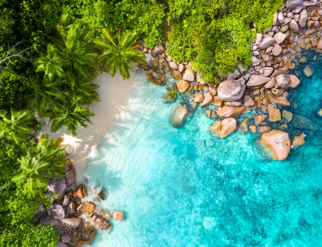 Noah Jigsaw Puzzle Isolated small beach in the bay of Anse Lazio beach, Praslin, Seychelles 1000 pieces