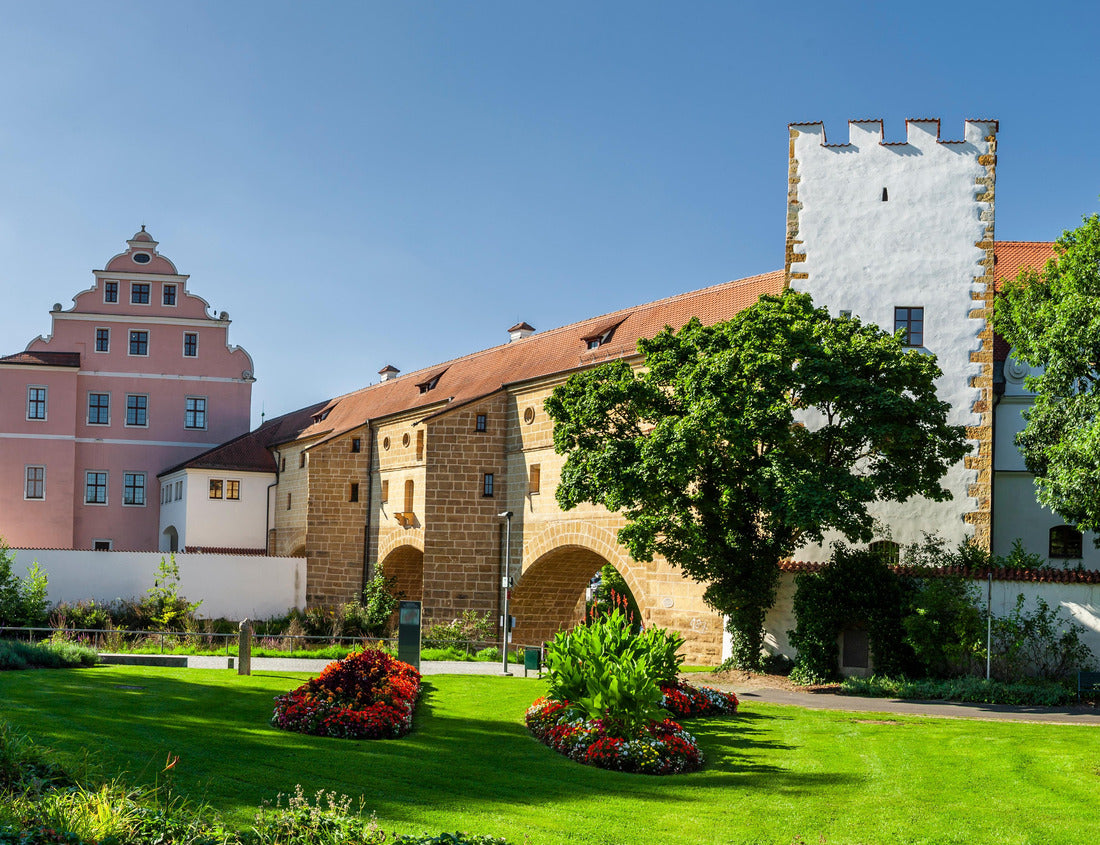 Noah Jigsaw Puzzle Amberg Castle with city wall and city glasses over the river Vils 1000 pieces