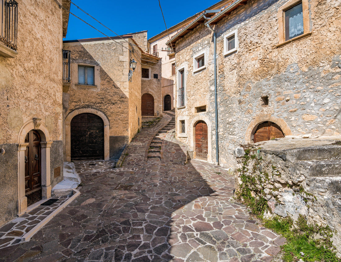 Noah Jigsaw Puzzle Navelli in spring, beautiful village in the province of L'Aquila, in the Abruzzo region of central Italy 1000 pieces