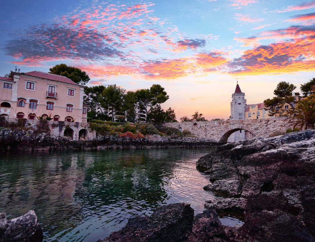 Noah Jigsaw Puzzle Museu Condes de Castro Guimarães, Beautiful palace and old stone bridge against sunset sky. Cascais, Portugal 1000 pieces