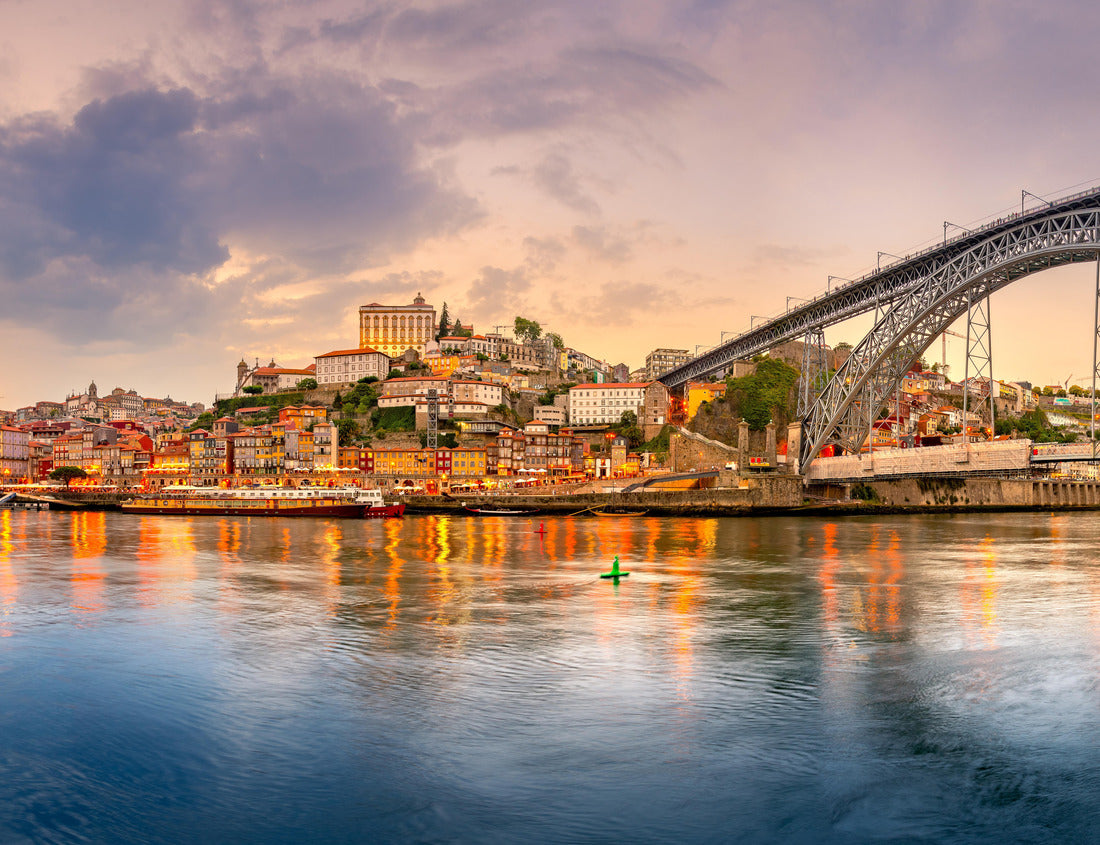 Noah Jigsaw Puzzle Famous bridge Ponte dom Luis over the old town of Porto on the Duoro, Portugal 1000 pieces
