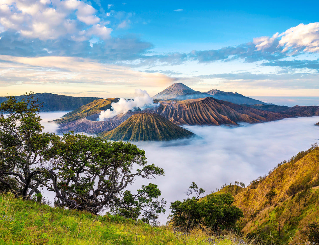 Noah Jigsaw Puzzle Bromo and Tengger caldera at sunrise, Java, Indonesia 1000 pieces