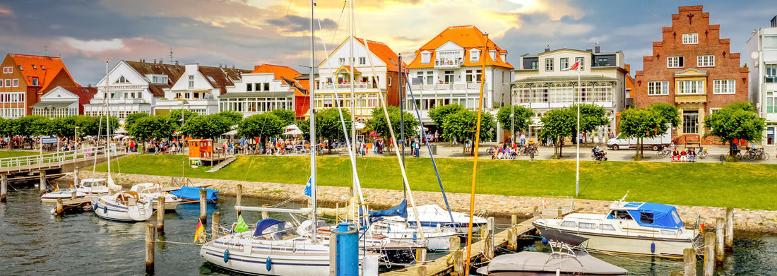 Noah Jigsaw Puzzle Fosstorfufoss waterfall on the Skoga River in South Iceland Panorama 1000 Pieces
