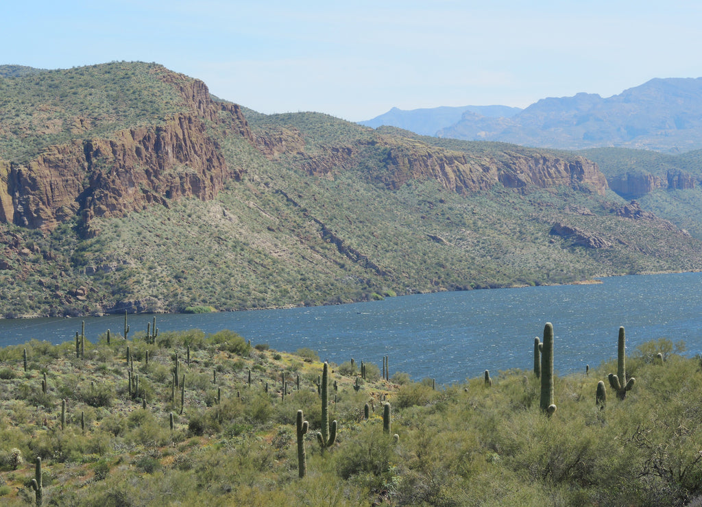 Apache Lake a welcome surprise in the desert, Arizona