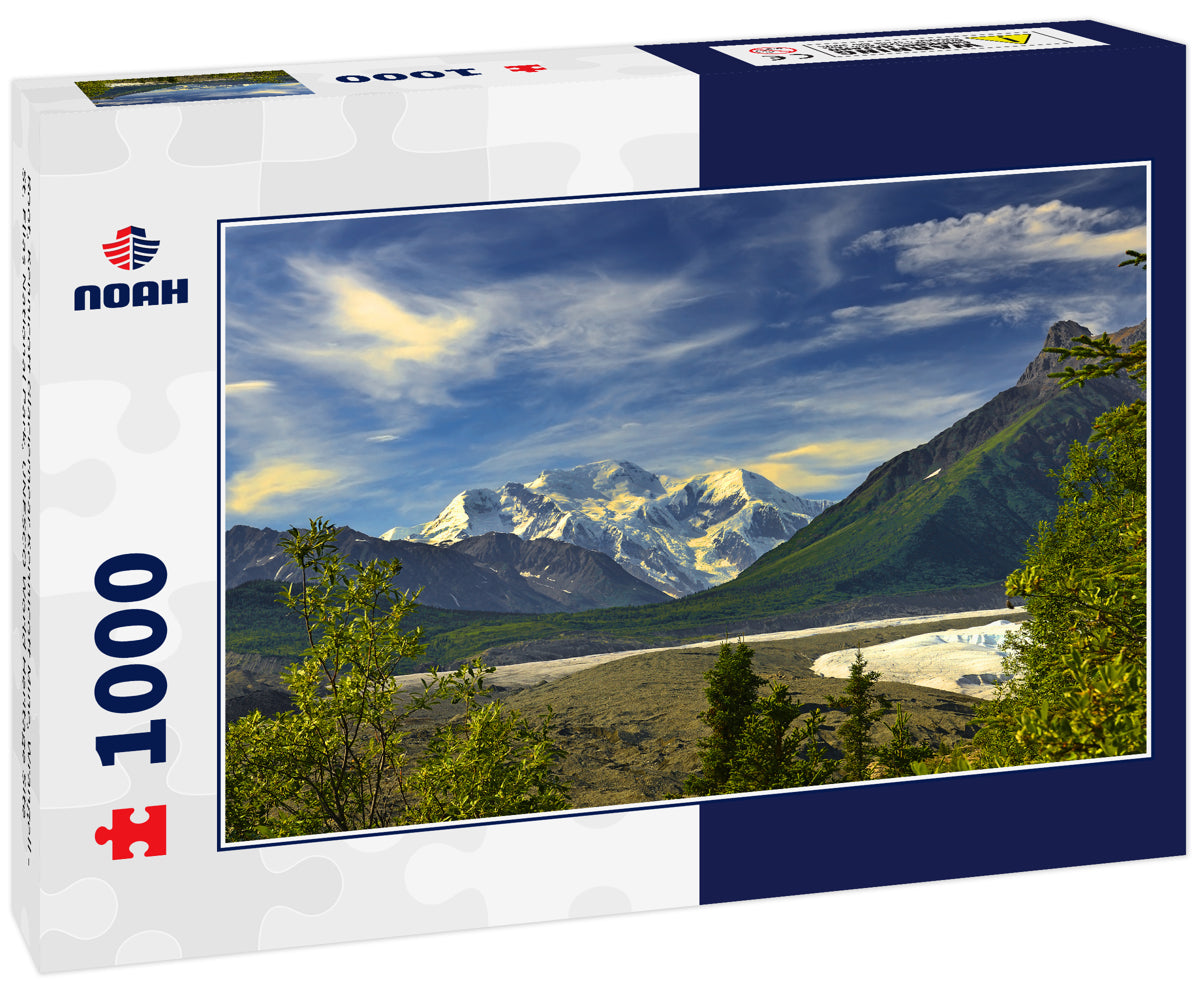 Root, Kennicott Glaciernear Kennicott Mine, Wrangell - St. Elias National Park, UNESCO World Heritage Site