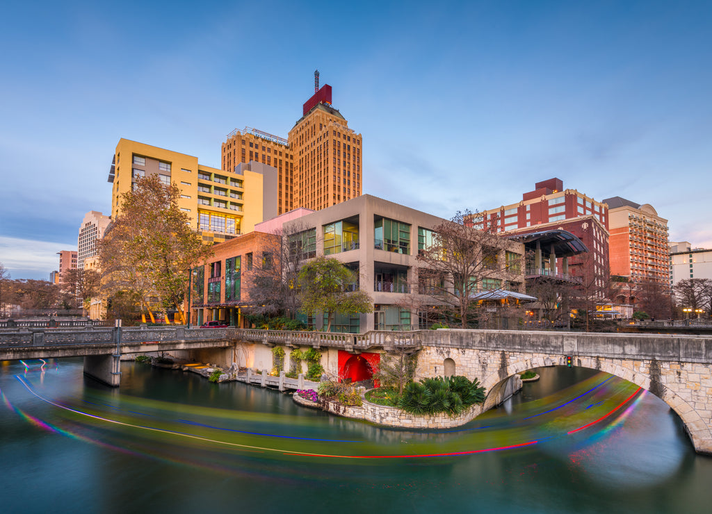 San Antonio, Texas, USA Skyline at dusk