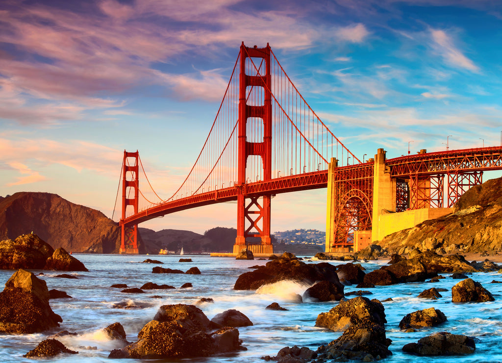 Golden Gate Bridge, San Francisco Bay, California USA