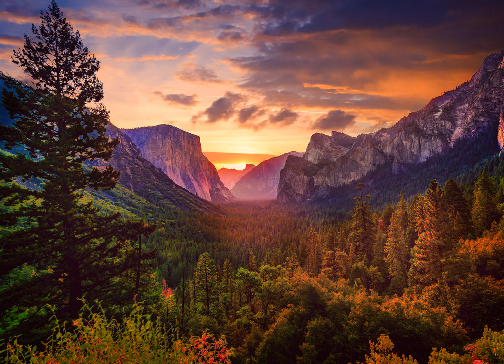 Yosemite Tunnel View at Sunrise