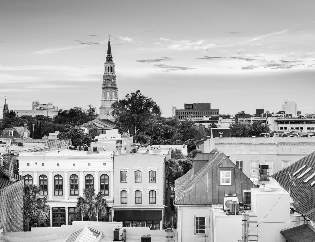 Noah Jigsaw Puzzle Downtown El Monte, California, USA in black white 1000 pieces