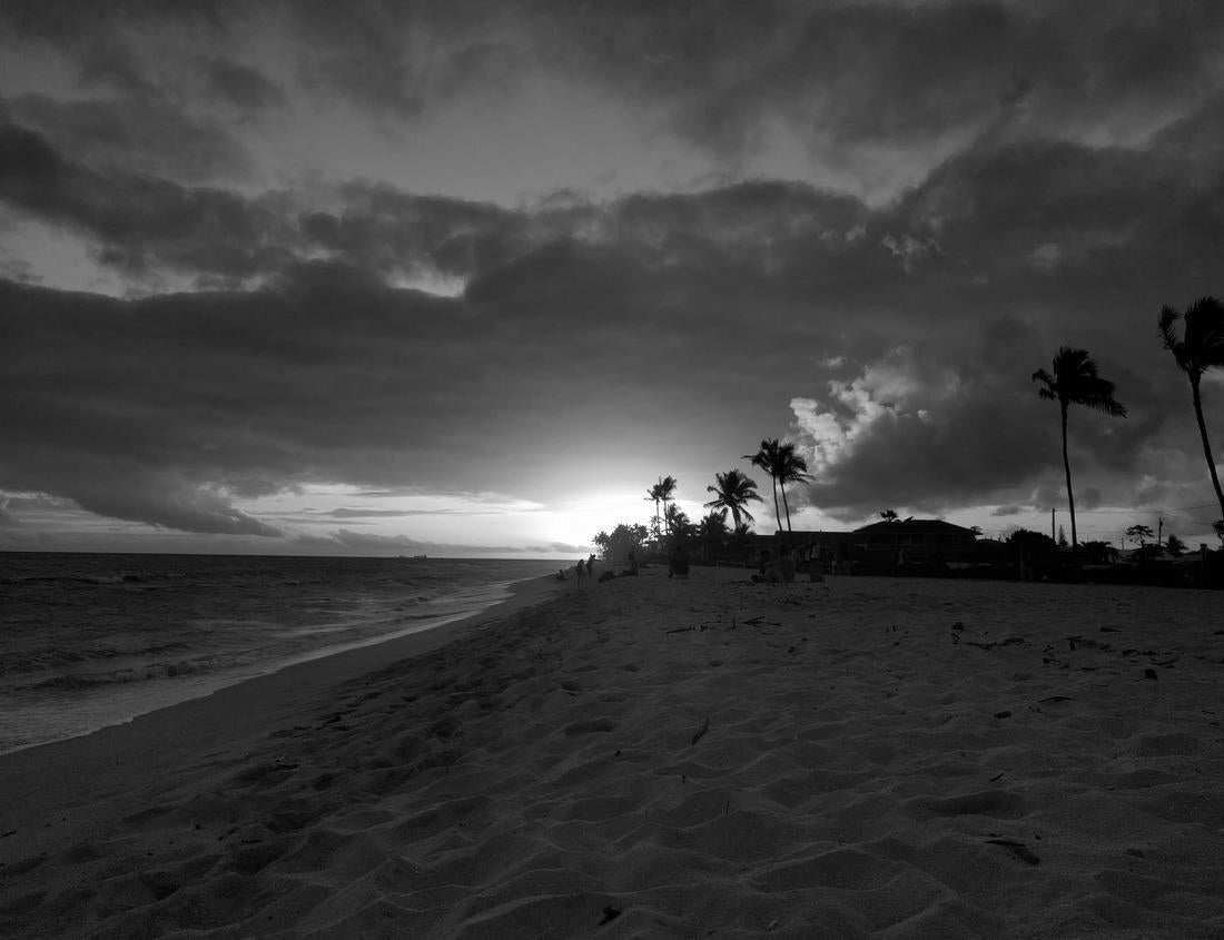 Noah Jigsaw Puzzle Besakih temple at sunset in Bali, Indonesia in black white 1000 pieces