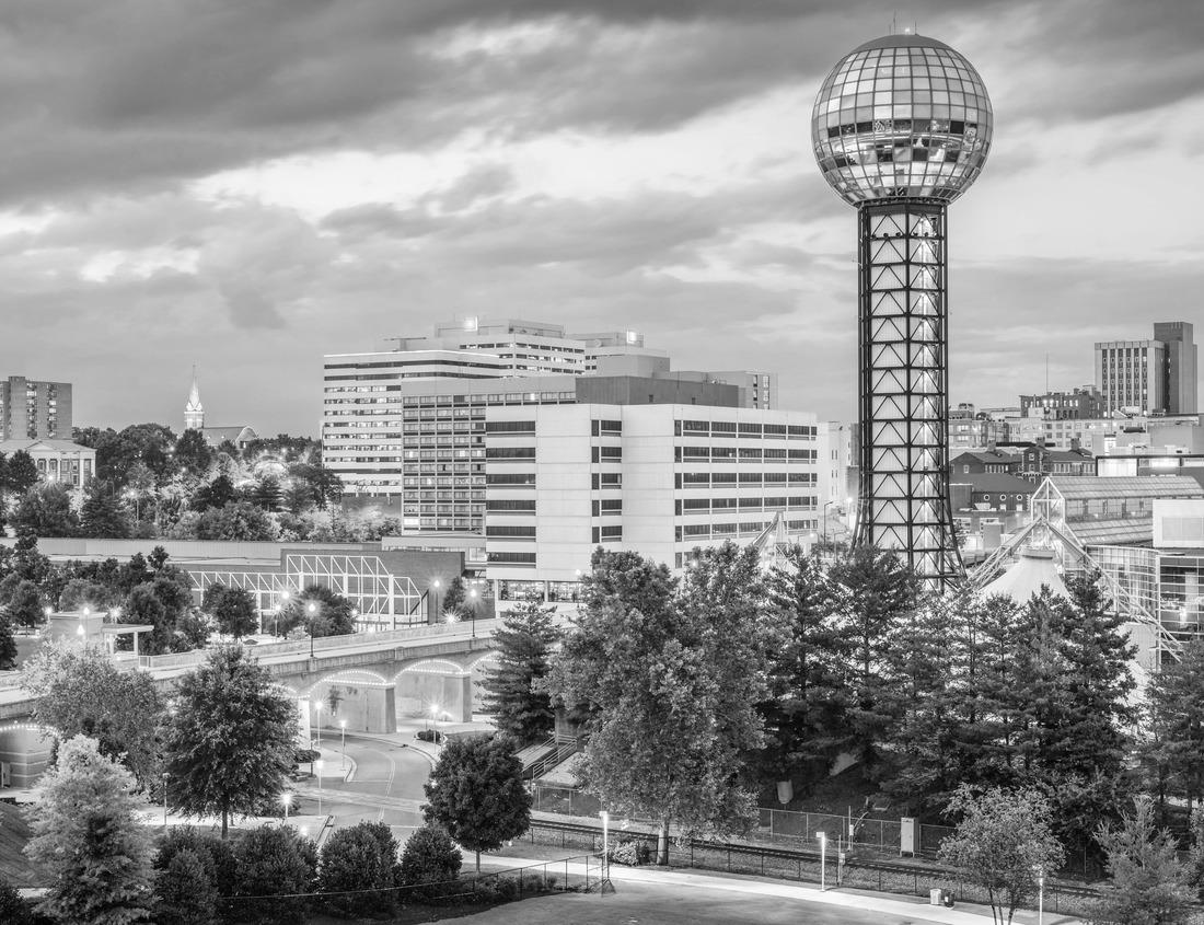 Noah Jigsaw Puzzle Aerial view of downtown Madison, South Dakota in black white 1000 pieces