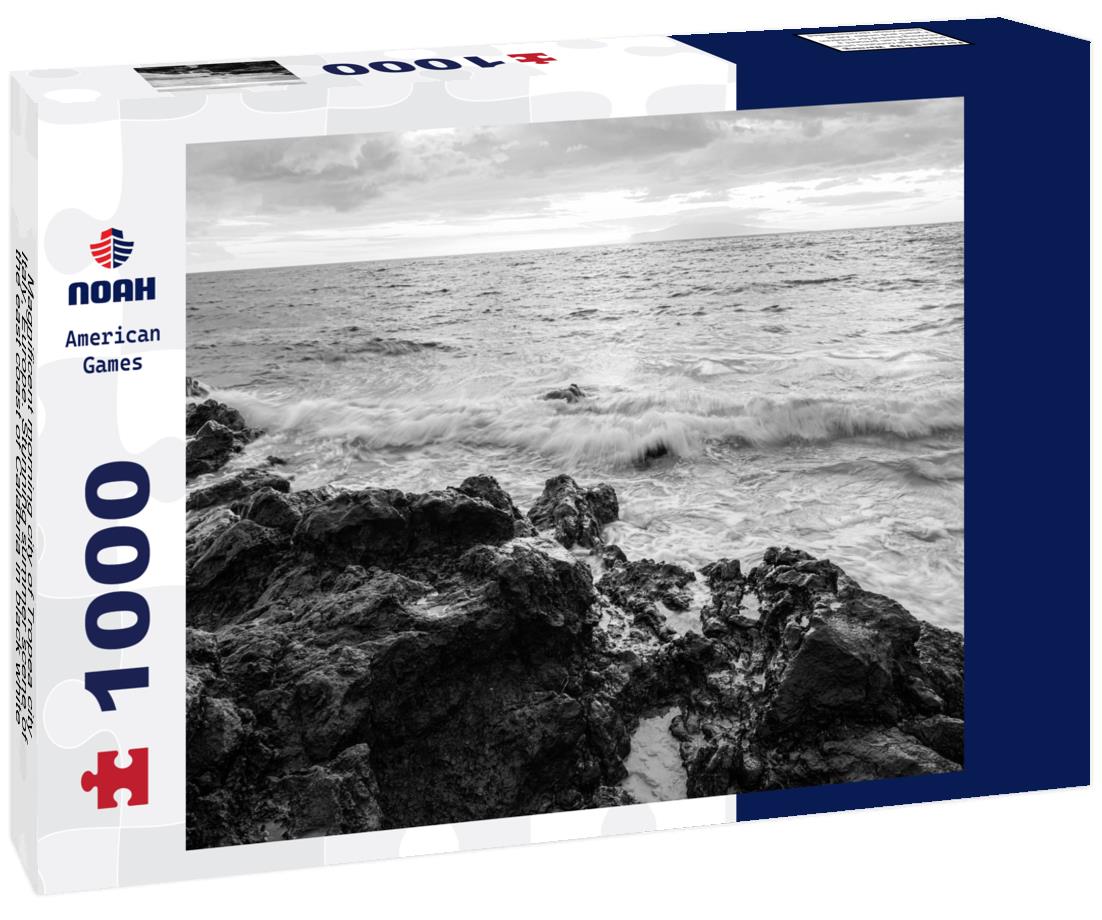 Noah Jigsaw Puzzle Magnificent morning city of Tropea city, Italy, Europe. Stunning summer scene of the east coast of Calabria in black white 1000 pieces