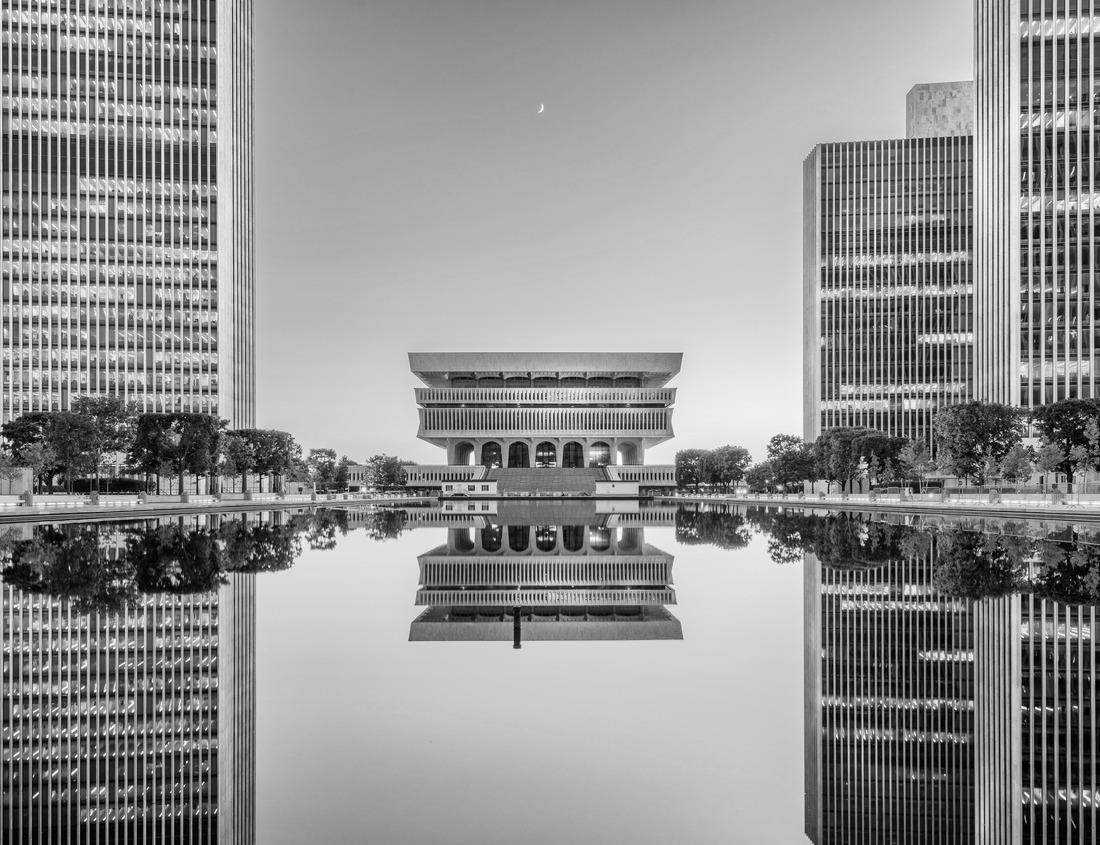 Noah Jigsaw Puzzle An image of the Sandomierz Cathedral in autumn in black white 1000 pieces