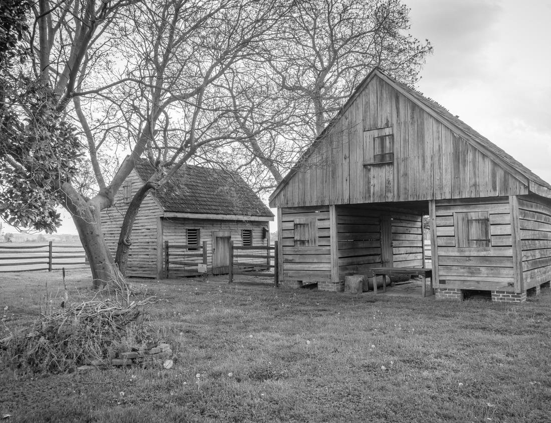 Noah Jigsaw Puzzle Details of the streets and alleys in the magical city of Tlalpujahua, Michoacán, Mexico in black white 1000 pieces