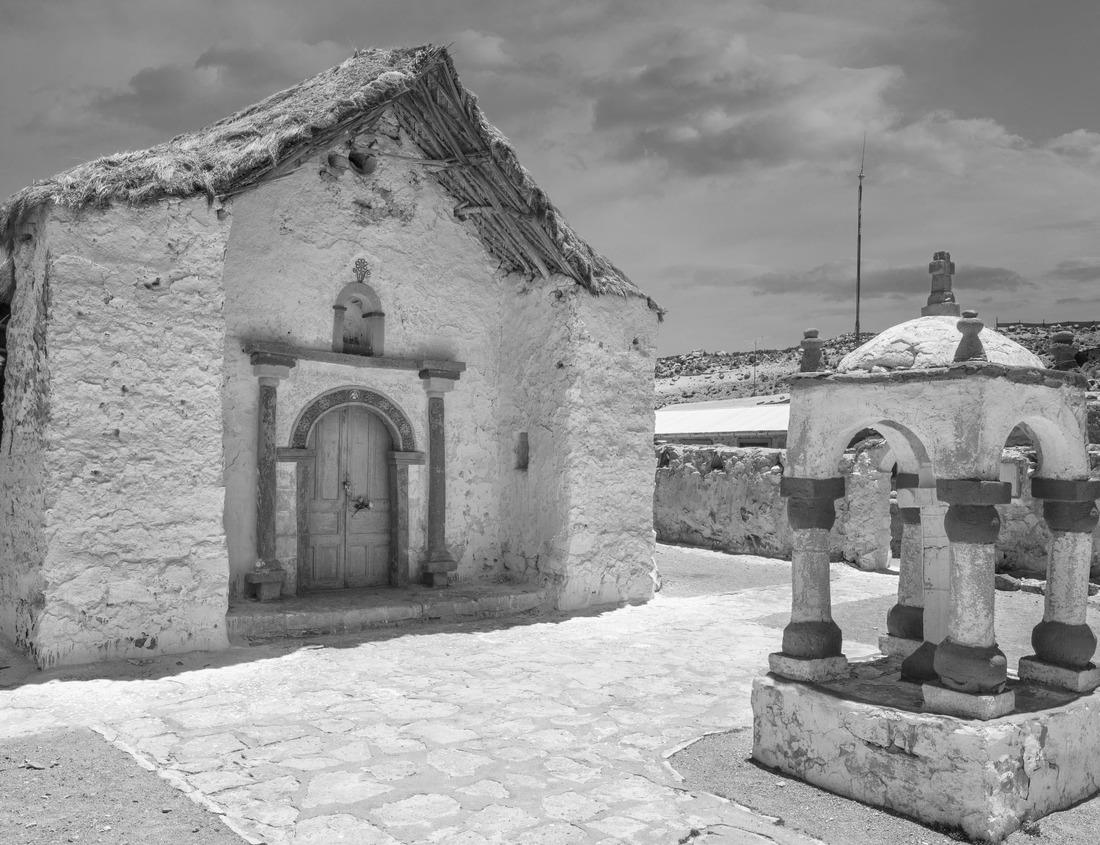 Noah Jigsaw Puzzle Daytime view of the downtown city center of Stockton, California, USA in black white 1000 pieces