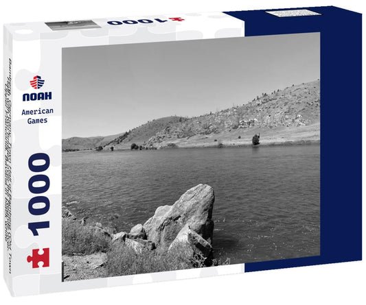 Noah Jigsaw Puzzle Bamberg, Germany. Town Hall of Bamberg (Old Town Hall) with two bridges over the Regnitz river. Upper Franconia, Bavaria in black white 1000 pieces