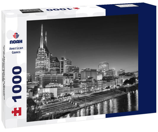 Noah Jigsaw Puzzle Iconic Monumento a la Bandera, in downtown Merida, Mexico in black white 1000 pieces