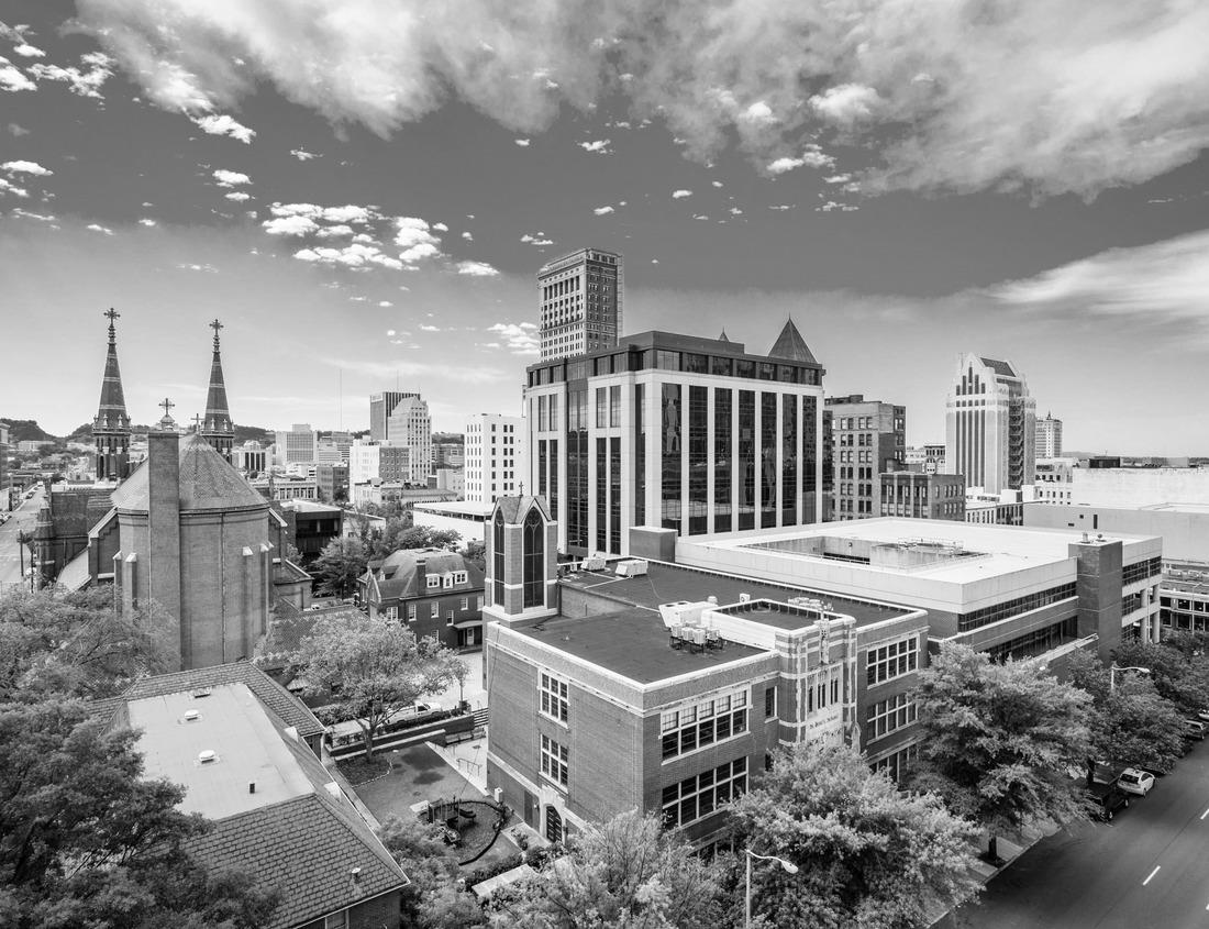 Noah Jigsaw Puzzle Downtown sunset of Farmington New Mexico in black white 1000 pieces