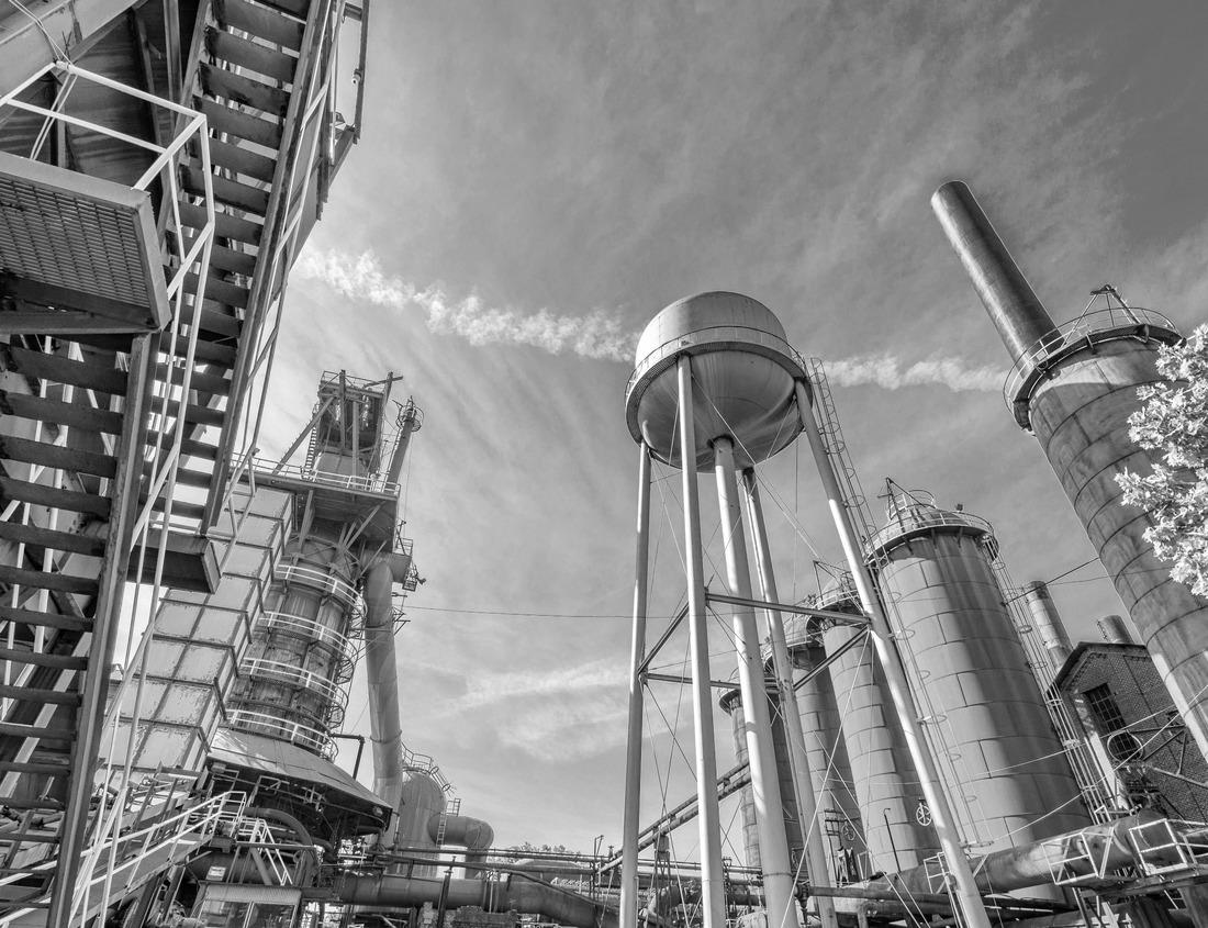 Noah Jigsaw Puzzle Aerial View of the Fresno, California Skyline in black white 1000 pieces
