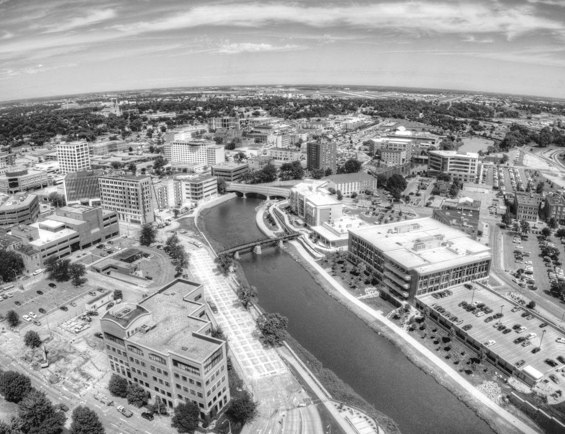 Noah Jigsaw Puzzle City wall of Aigues Mortes, Salt Lakes, France in black white 1000 pieces