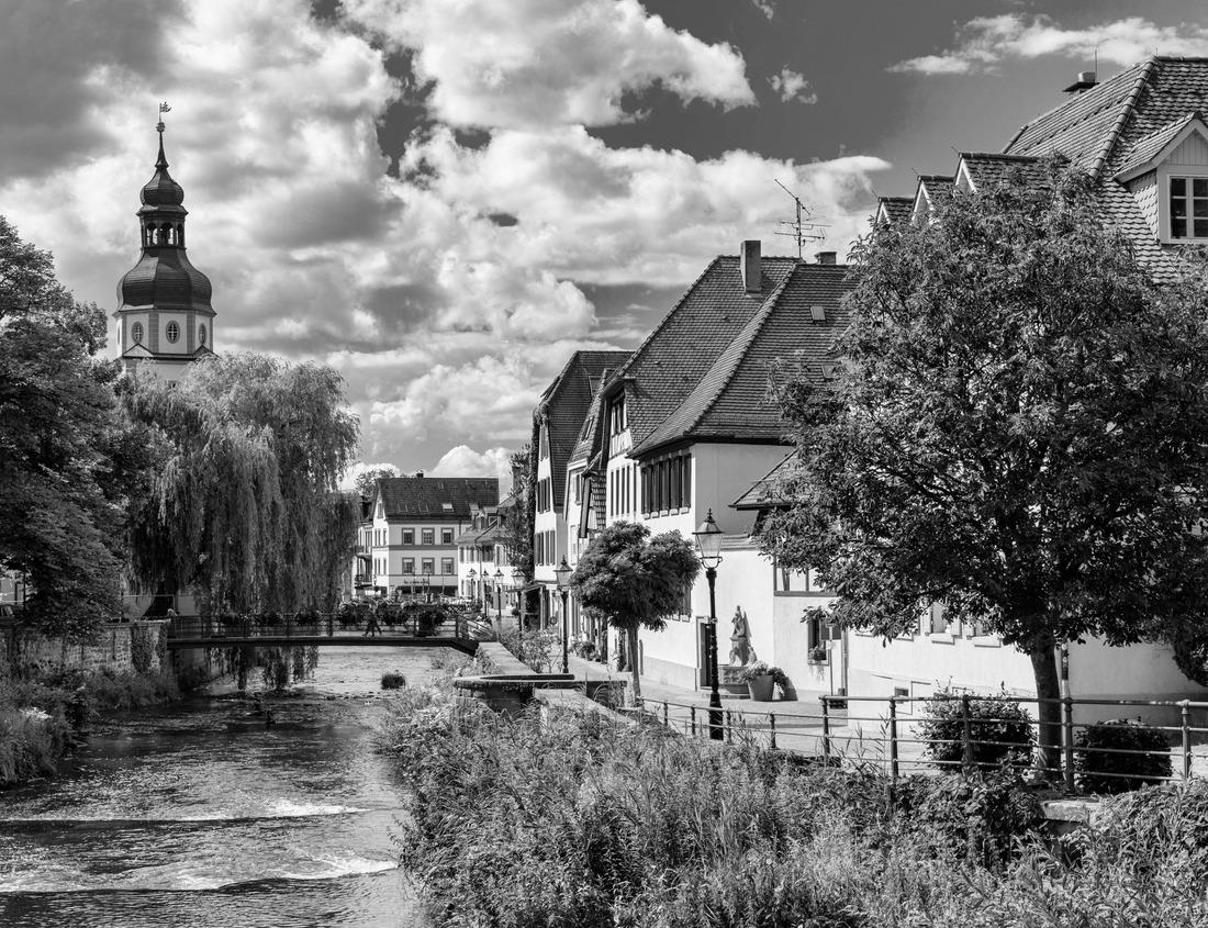 Noah Jigsaw Puzzle Glaciated Mt Redoubt Volcano Looming in the Distance over Crescent Lake in Lake Clark National Park in Alaska in black white 1000 pieces