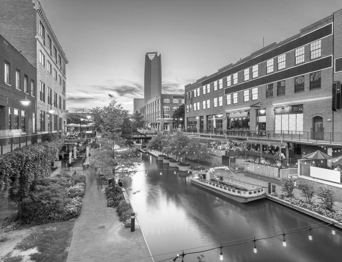 Noah Jigsaw Puzzle Dougga, the best-preserved Roman town in North Africa in black white 1000 pieces