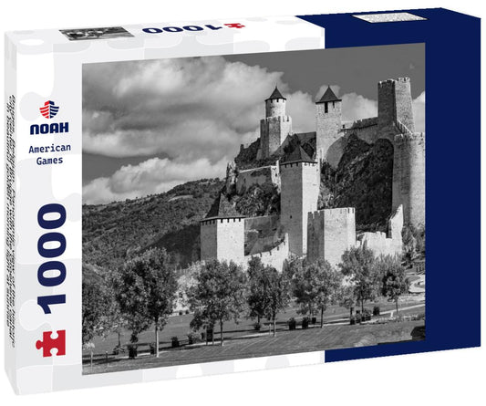 Noah Jigsaw Puzzle Bruges, Belgium. Panoramic view of the historic city center of Brugge with the Groenerei canal in beautiful golden morning light at sunrise, province of West Flanders in black white 1000 pieces