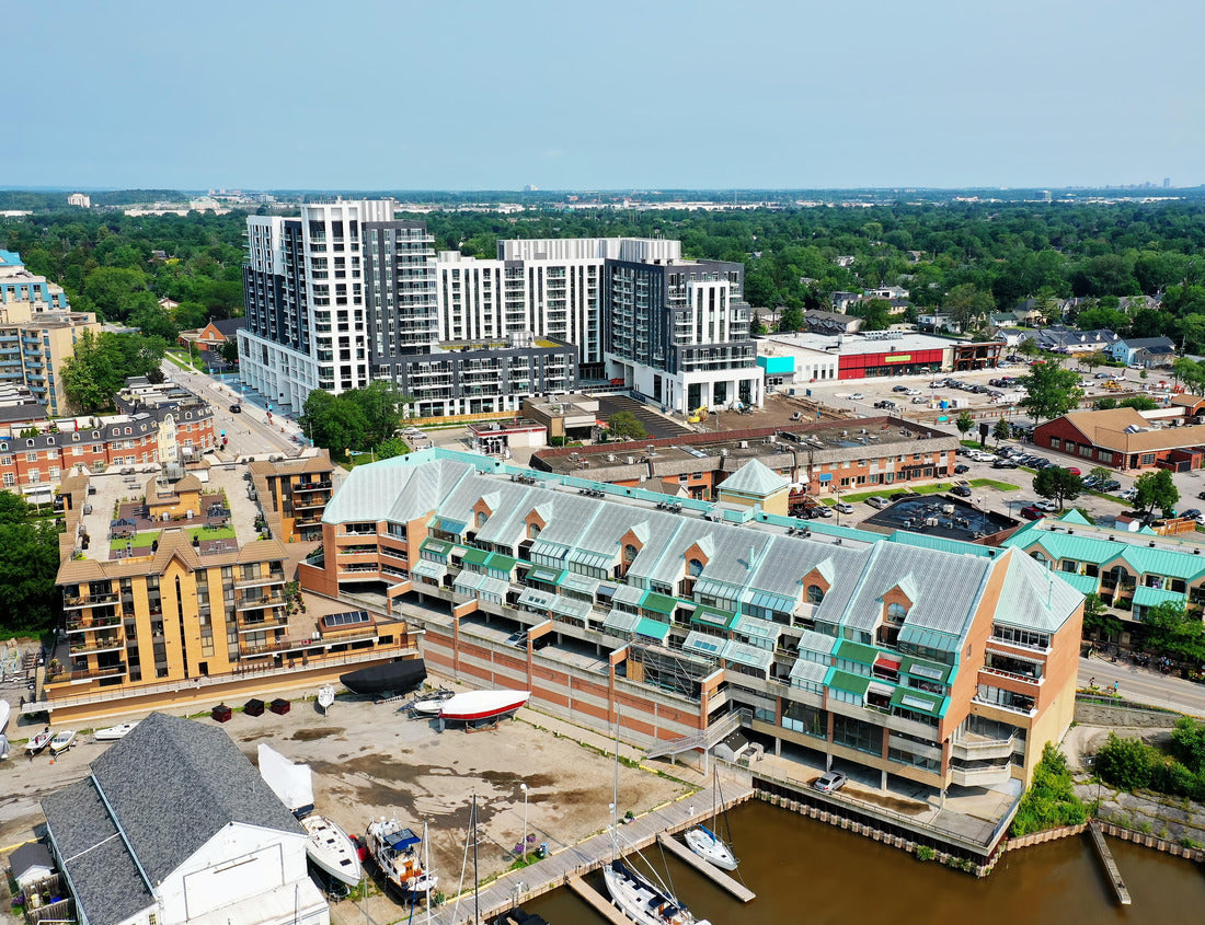 Noah Jigsaw Puzzle Aerial view of downtown Oakville, Ontario, Canada 1000 pieces