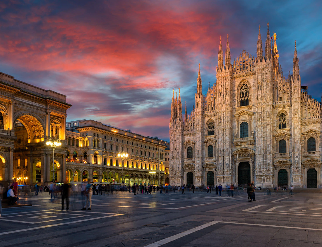 Noah Jigsaw Puzzle Milan Cathedral (Duomo di Milano), Piazza del Duomo and Gallery Vittorio Emanuele II in Milan, Italy. The cityscape of Milan is sunny. Architecture and landmarks of Milan 1000 pieces