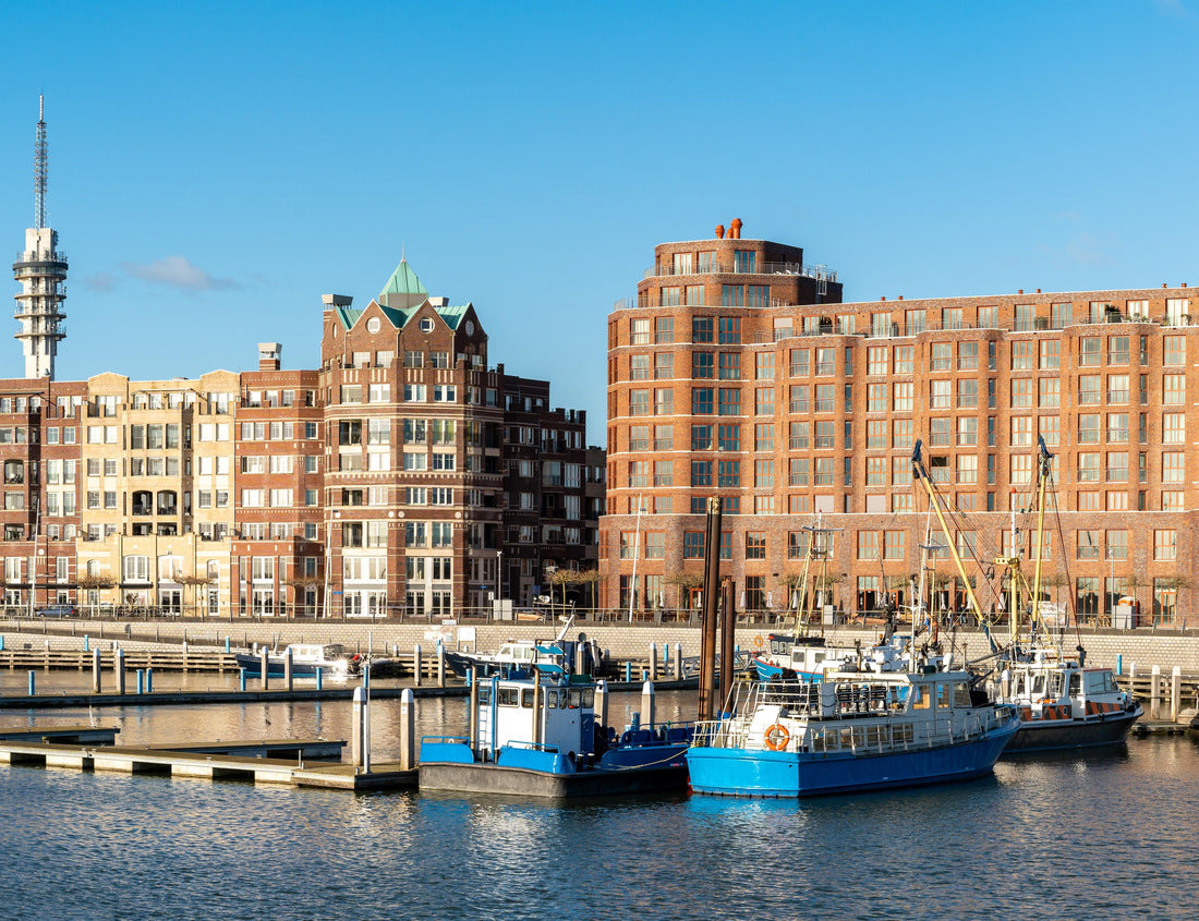 Noah Jigsaw Puzzle Cityscape of Lelystad, overlooking the marina and modern residential buildings 1000 pieces