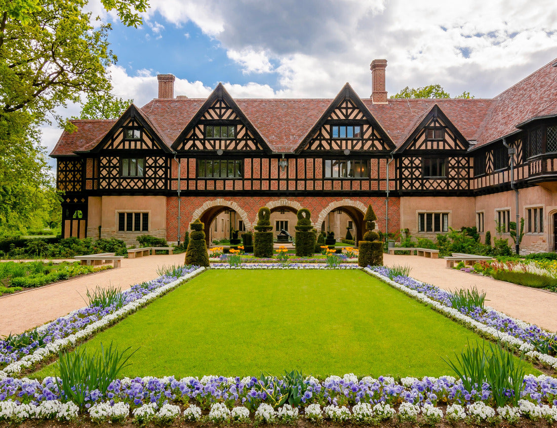 Noah Jigsaw Puzzle Cecilienhof Palace in New (Neuer) Park, Potsdam, Germany 1000 pieces