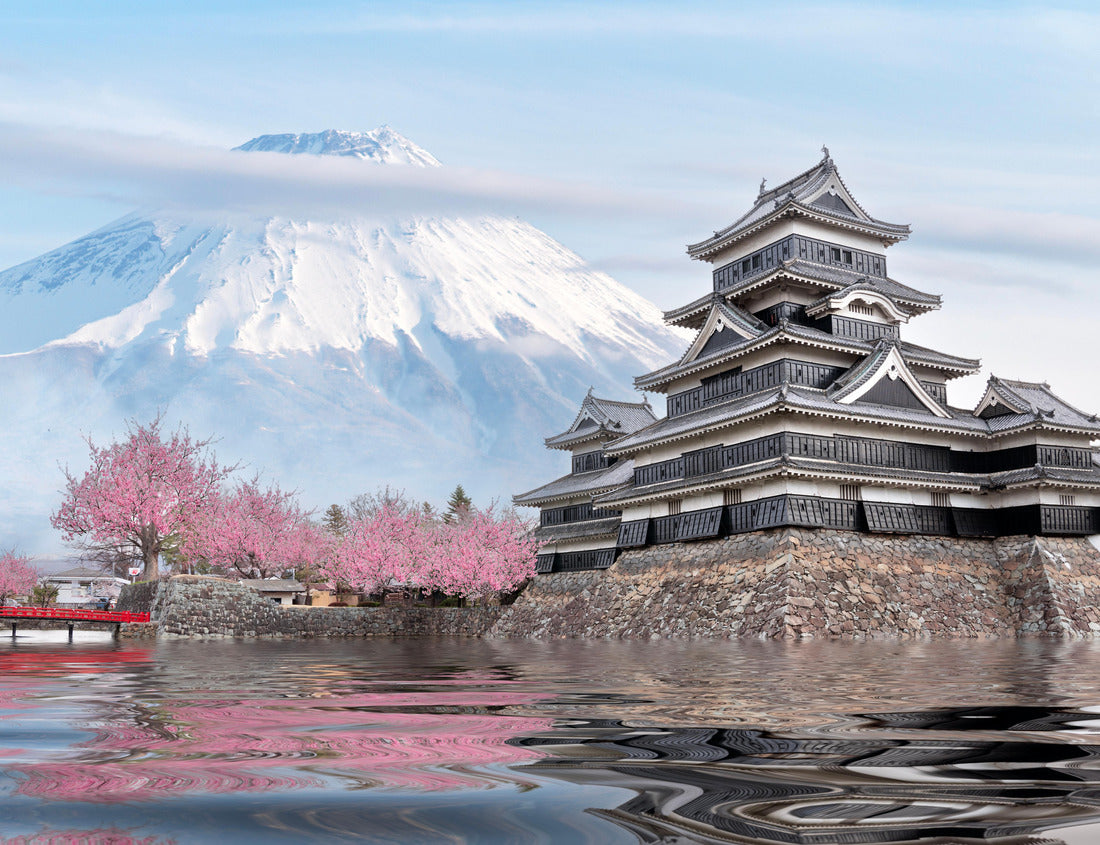 Noah Jigsaw Puzzle Japanese castle in Tokyo with cherry blossom, Fuji mountain blue sky and reflec of castle in river, Tokyo city, Japan 1000 pieces