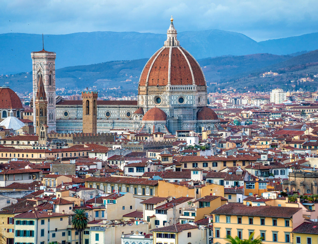 Noah Jigsaw Puzzle Breathtaking panoramic view of Florence at sunset, taken from Piazzale Michelangelo. Historic landmarks such as the famous Duomo and Palazzo Vecchio can be seen in the distance 1000 pieces