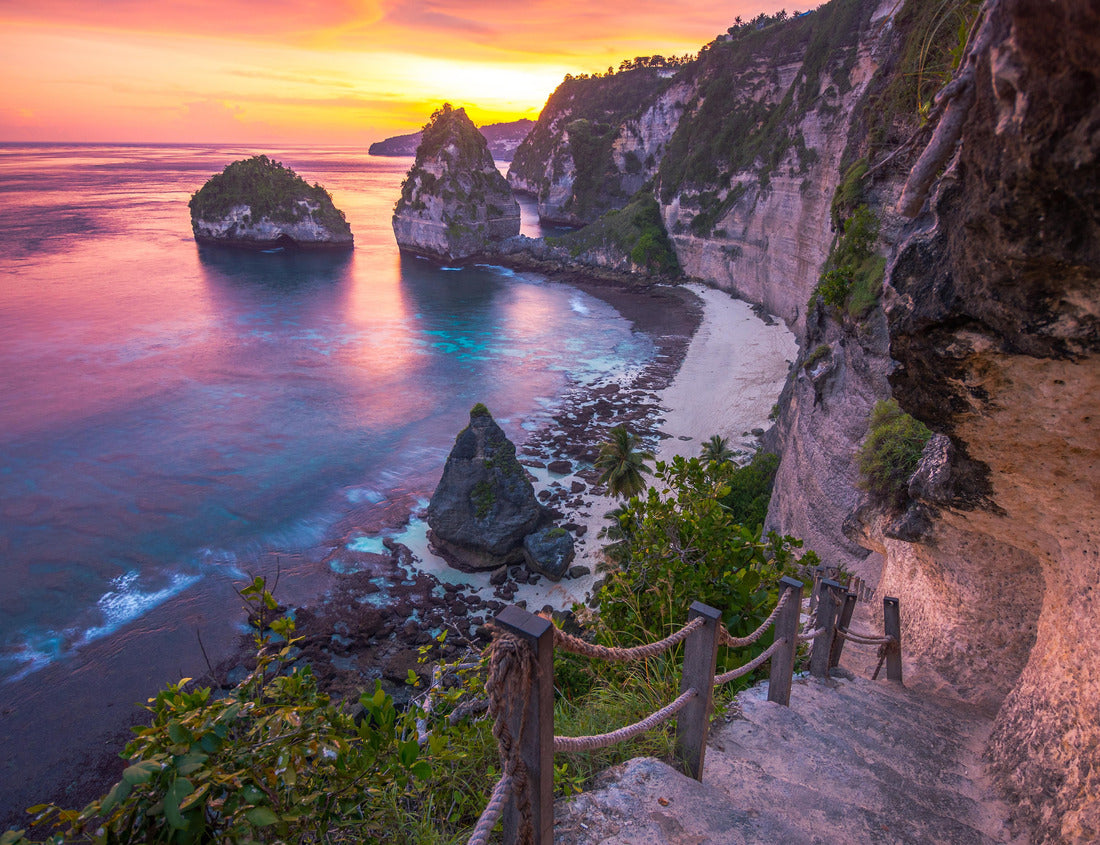 Noah Jigsaw Puzzle amazing beach of diamond beach in nusa penida, indonesia 1000 pieces