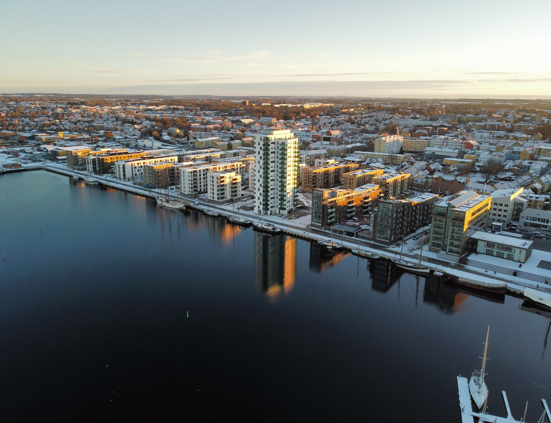 Noah Jigsaw Puzzle Karlstad cityscape reflected in the water, Sweden 1000 pieces