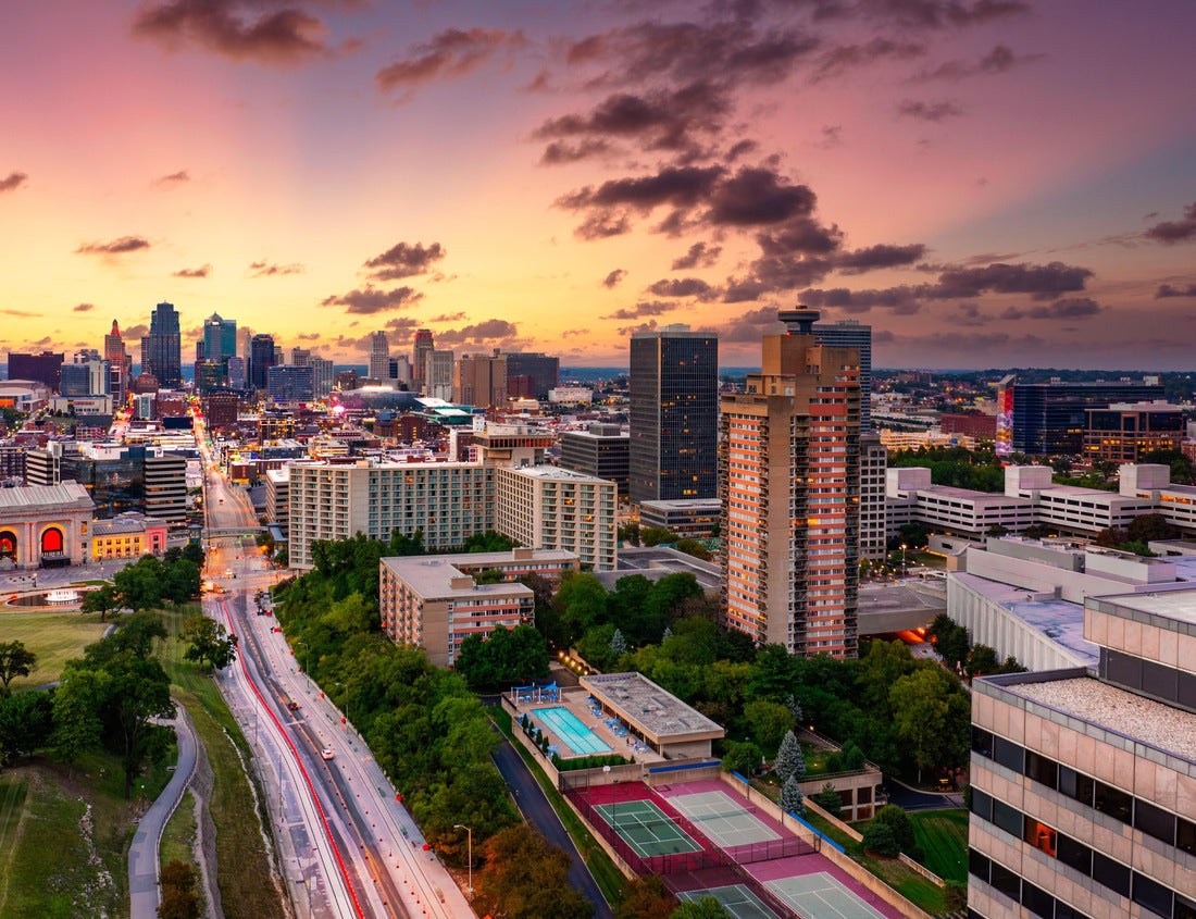 Noah Jigsaw Puzzle Aerial view of Kansas City skyline at dusk, viewed from Penn Valley Park. Kansas City is the largest city in Missouri 1000 pieces