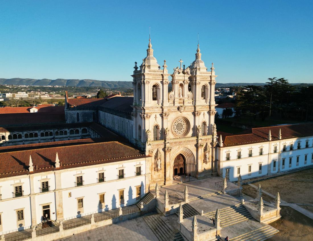Noah Jigsaw Puzzle Monastery complex in the city of Alcobaça. The monastery was founded in 1153 by the first Portuguese king, Afonso Henriques 1000 pieces