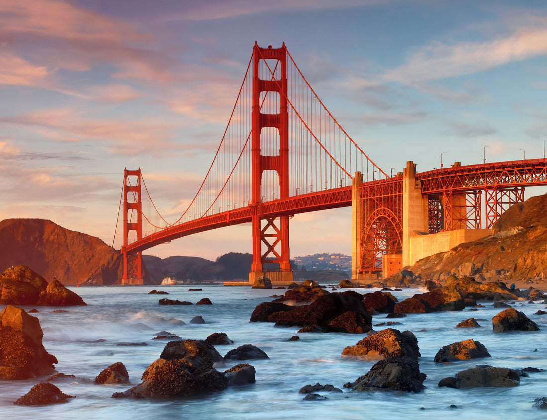 Noah Jigsaw Puzzle A perspective shot of The Golden Gate Bridge in the sunset, San Francisco 1000 pieces