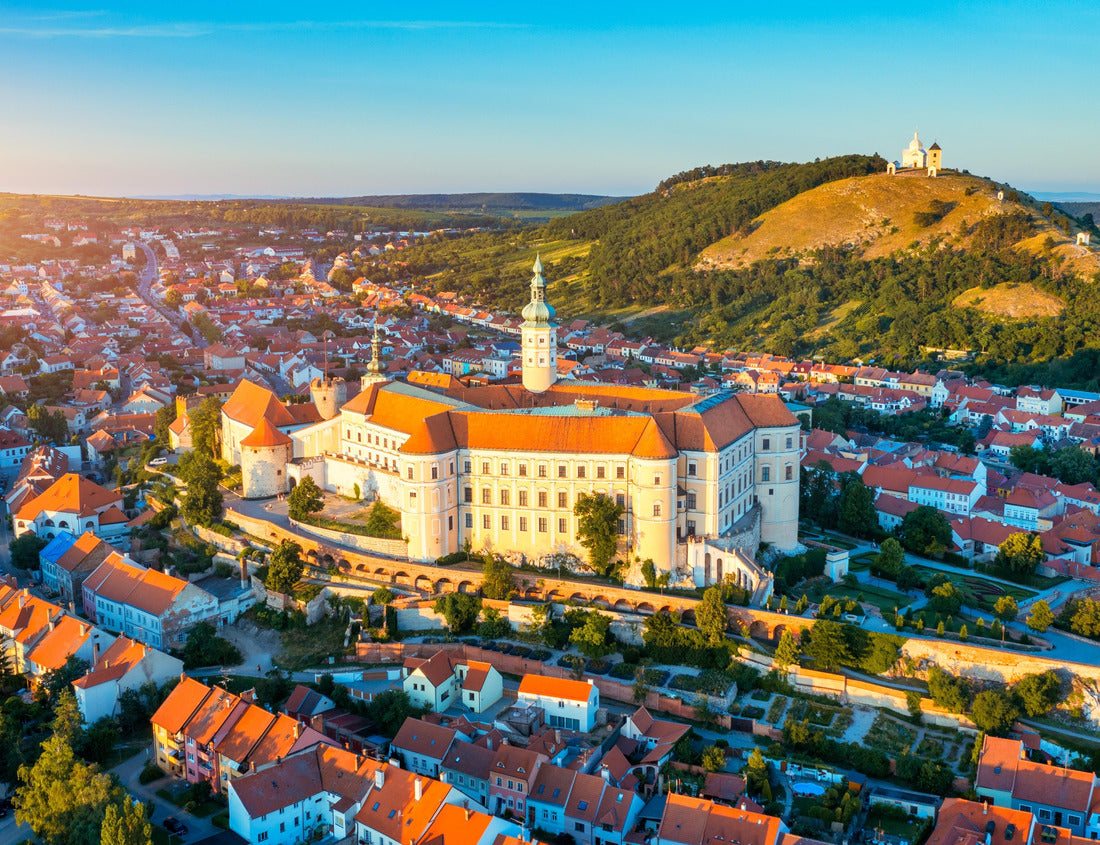 Noah Jigsaw Puzzle Mikulov Castle in the town of Mikulov in South Moravia, Czech Republic. View of the Beautiful City of Mikulov in the Czech Republic, with the Impressive Mikulov Castle 1000 pieces