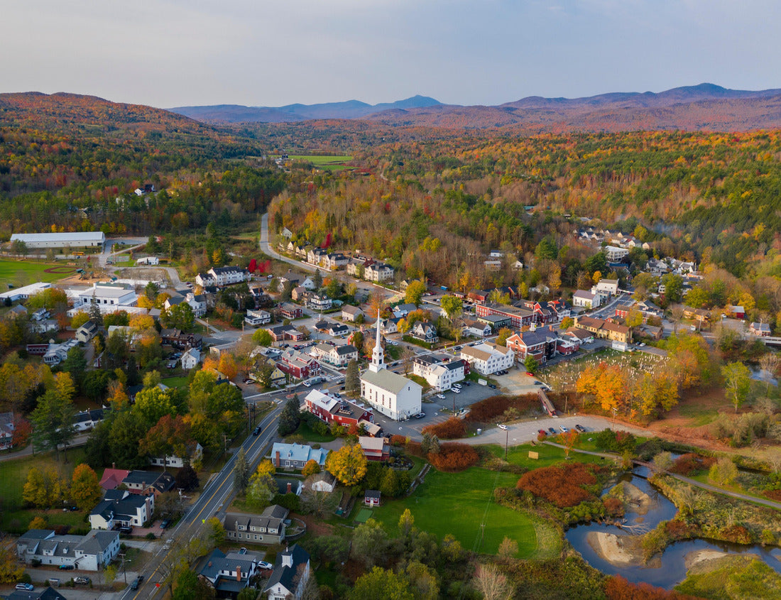 Noah Jigsaw Puzzle downtown Stowe, Vermont New England town during Autumn landscape with Fall Foliage colors 1000 pieces