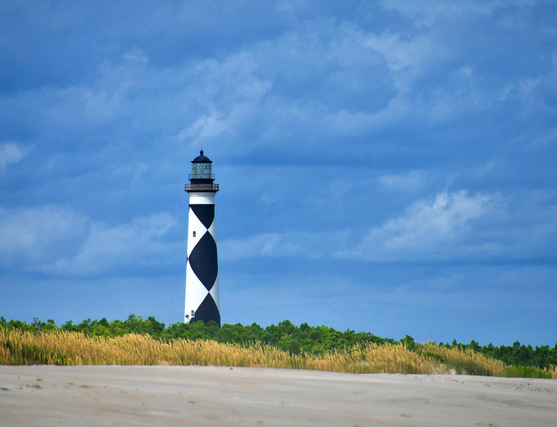 Noah Jigsaw Puzzle Cape Lookout Lighthouse in North Carolina, part of the Cape Lookout National Seashore Park 1000 pieces