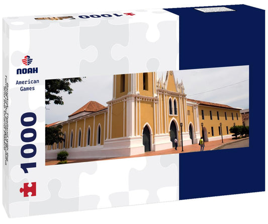 Noah Jigsaw Puzzle Bangkok, Thailand with the Temple of the Emerald Buddha and the Grand Palace Panorama 1000 Pieces