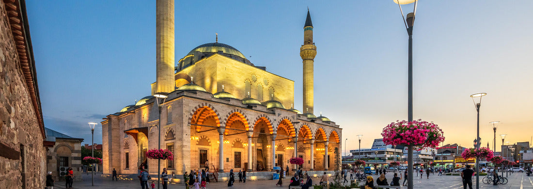 Noah Jigsaw Puzzle Burlington, Vermont, USA at the Church Street Marketplace Panorama 1000 Pieces