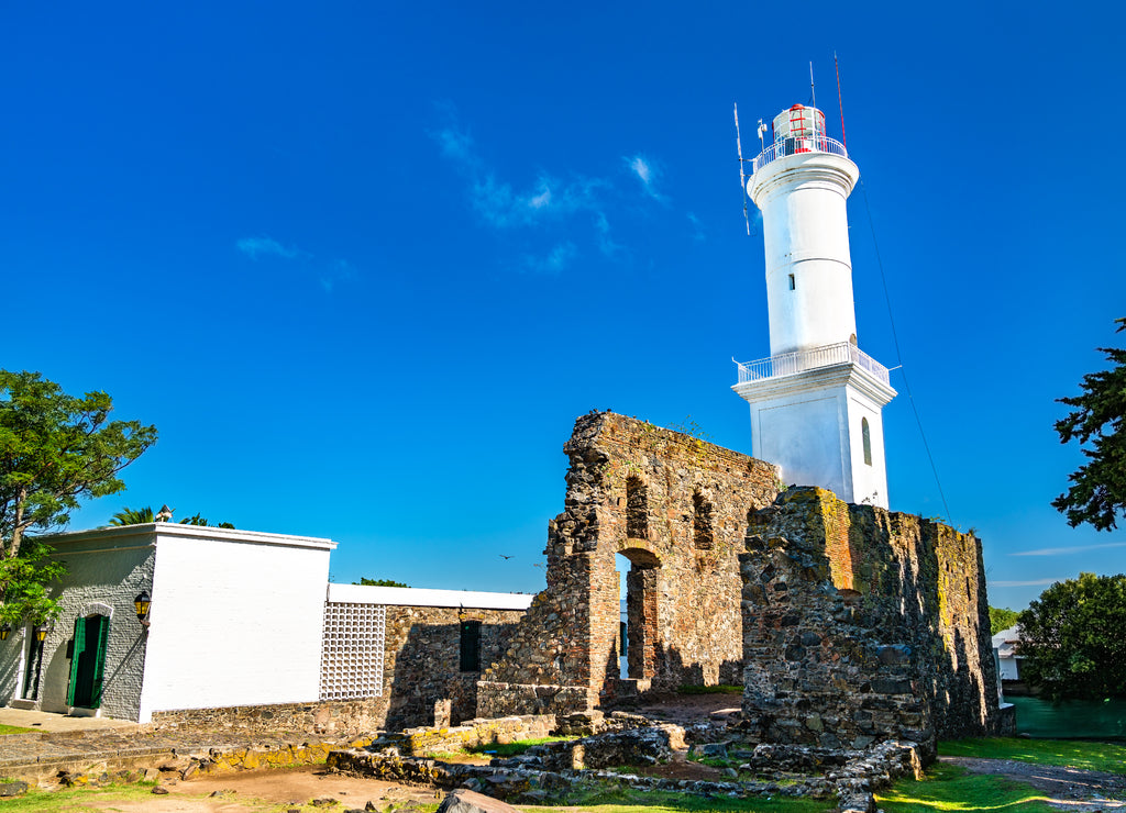 Faro de Colonia del Sacramento, a lighthouse in Uruguay