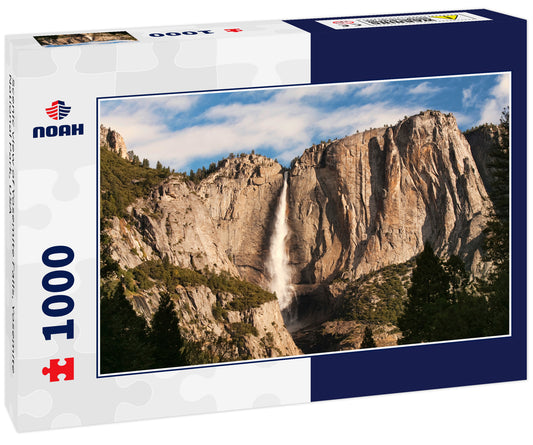 Scenic view of Yosemite Falls, Yosemite National Park, USA