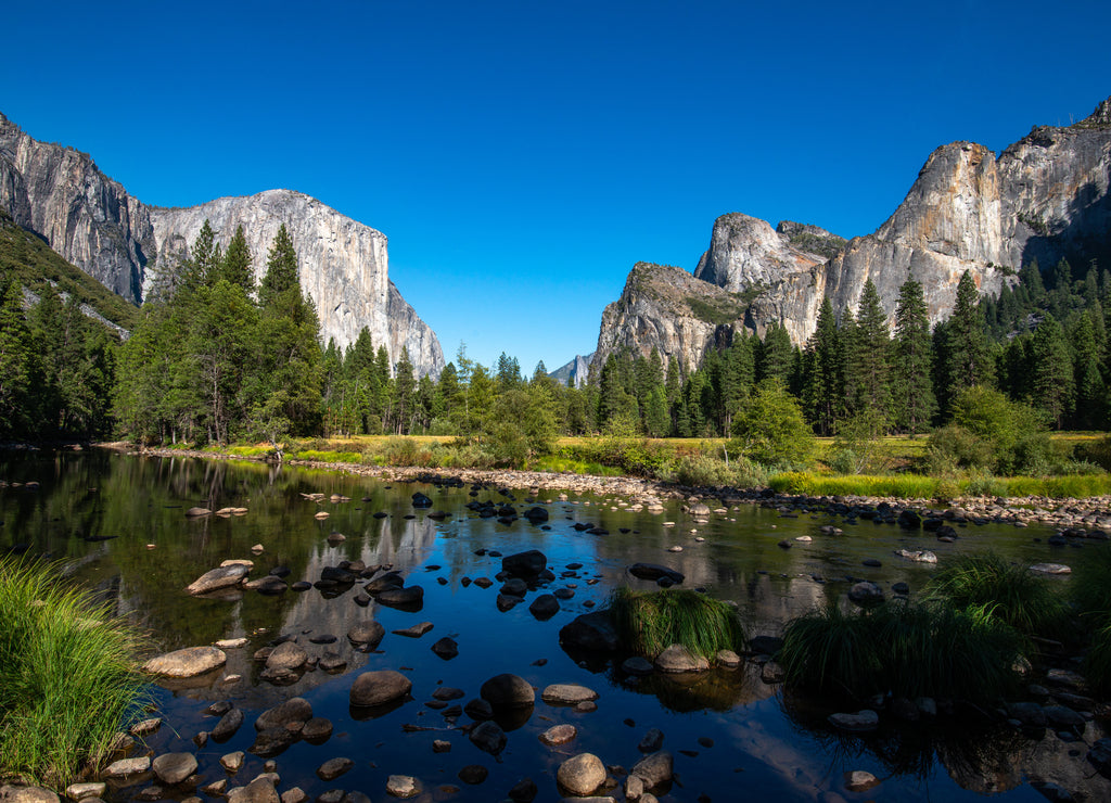 Famous El Capitan Mountain in Yosemite National Park in California, USA