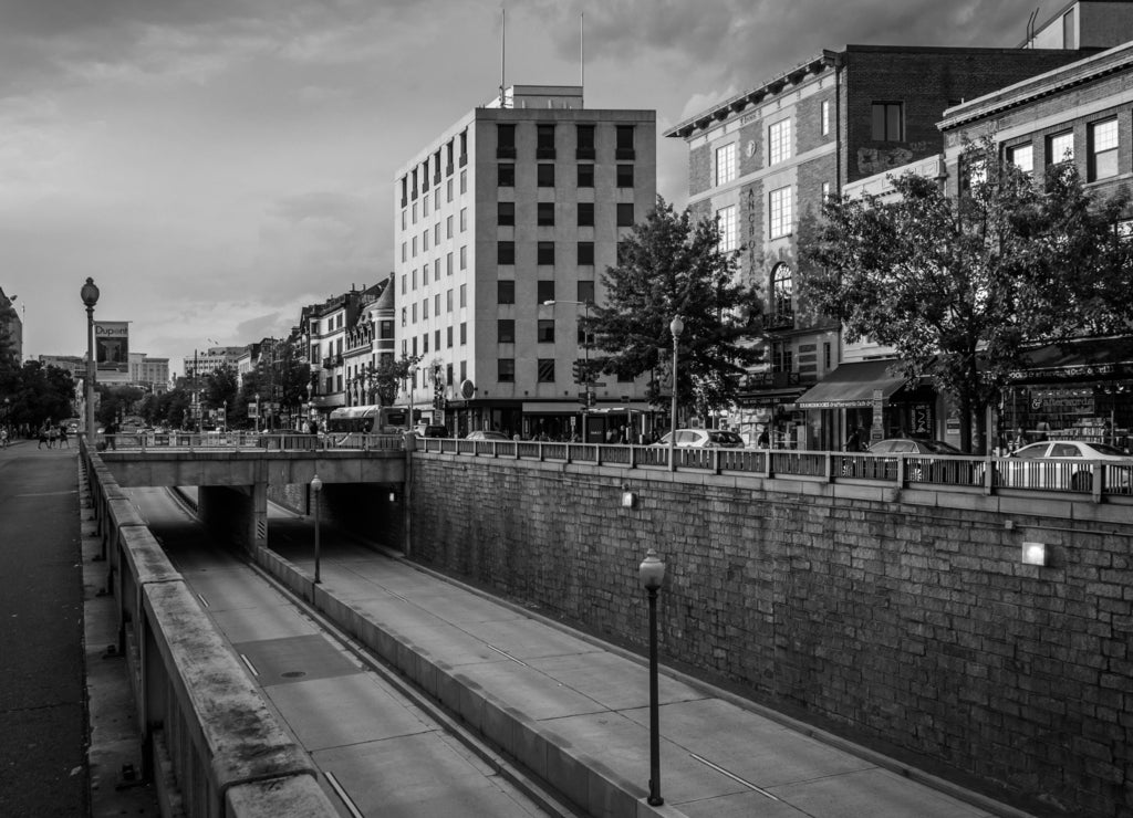 Underpass on Connecticut Avenue, at Dupont Circle, in Washington in black white